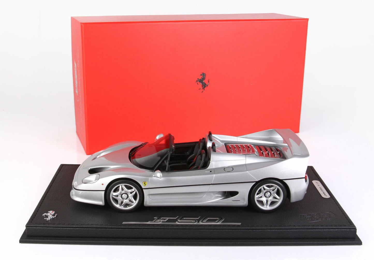 BBR Model 1:18 - Ferrari F50 Coupe 1995 Spider Version Metallic Silver Nurburgring