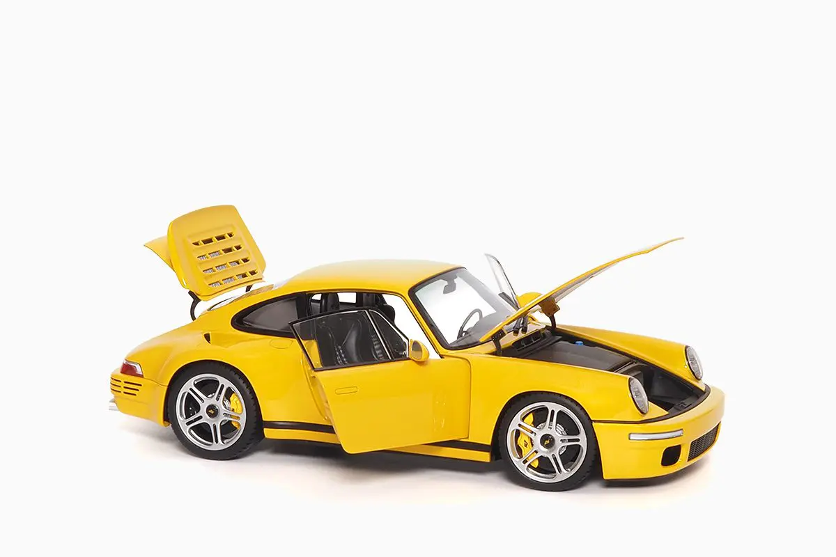 Almost Real 1:18 - RUF CTR 2017 Blossom Yellow