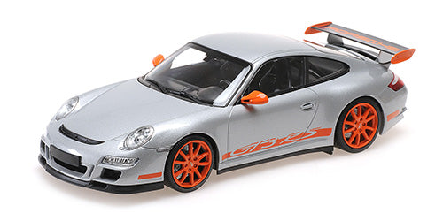 Minichamps 1:18 PORSCHE 911 GT3 RS 2007 SILVER