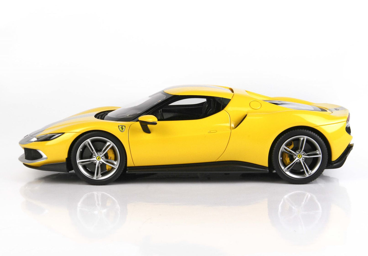BBR Model 1:18 - Ferrari 296 GTB Pack Fiorano Yellow Modena