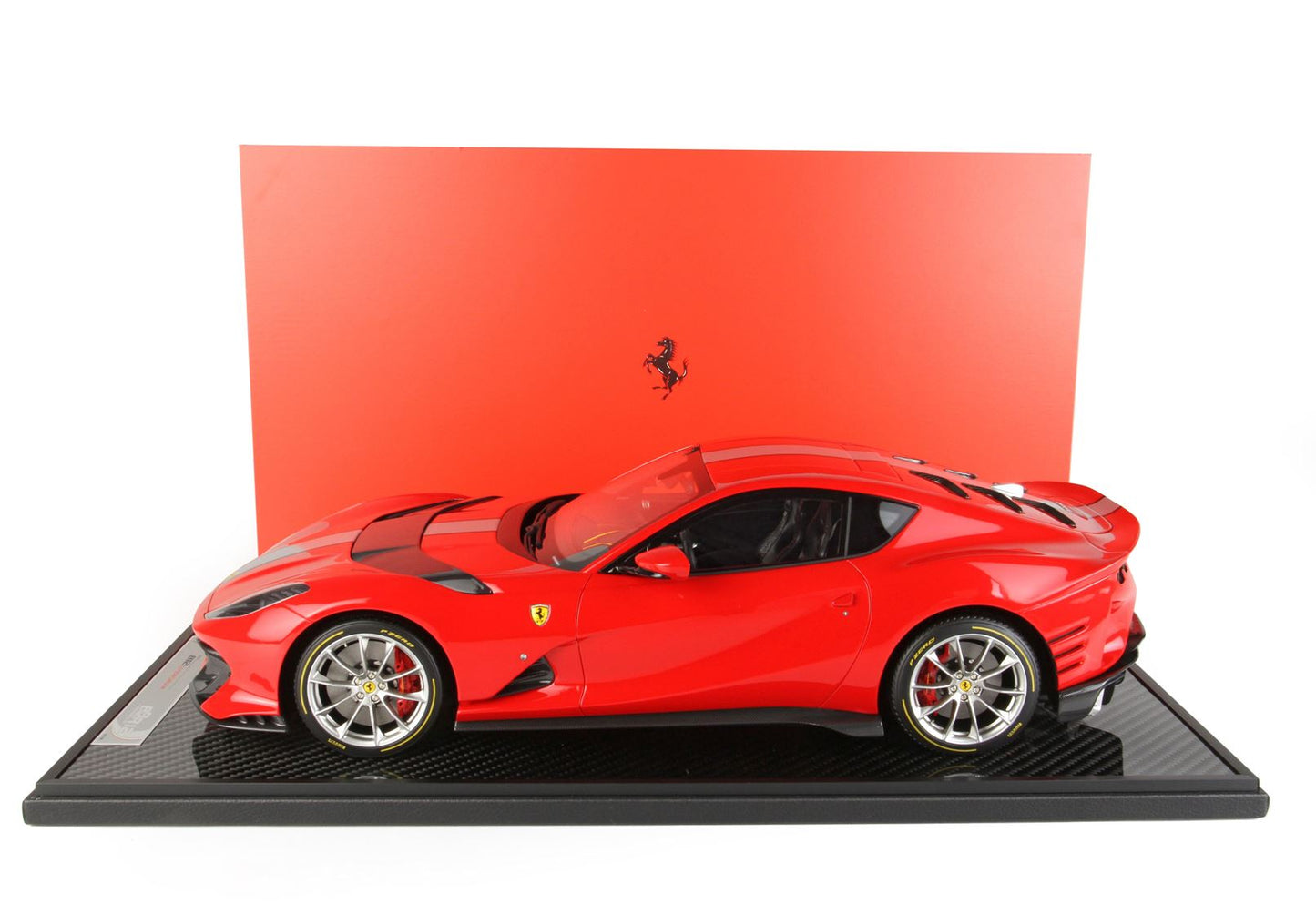 BBR Model 1:12 -Ferrari 812 Competizione Silver Stripe Rosso Corsa 322