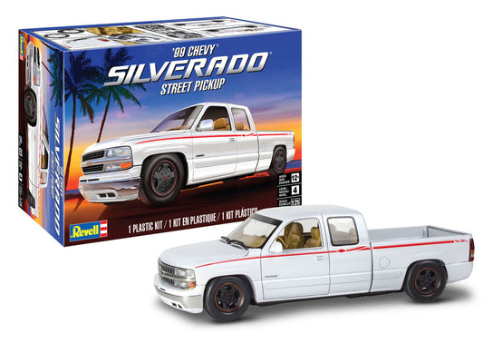 Revell 1:24 - 1999 Chevy Silverado Custom Pickup