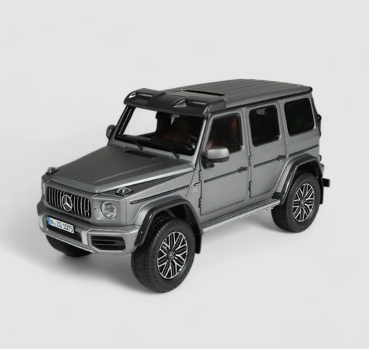 NZG 1:18 - Mercedes AMG G 63 4x4² Standard, platin magno