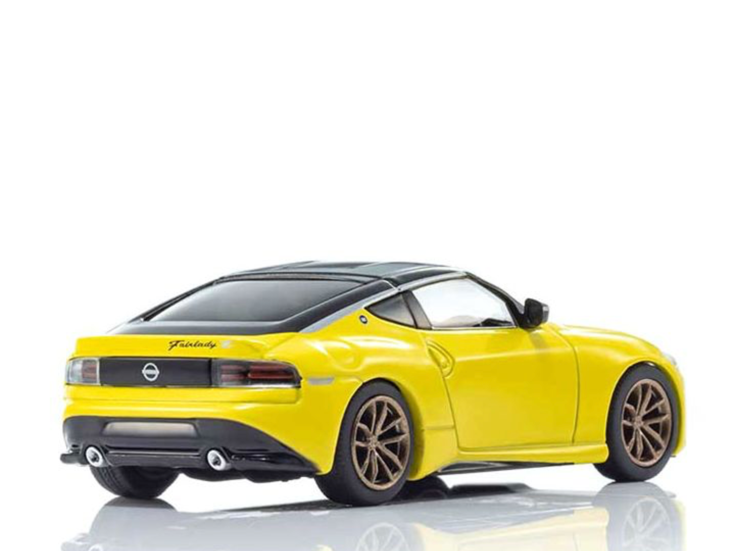 Kyosho 1:64 No.13 NISSAN FAIRLADY Z IKAZUCHI Yellow