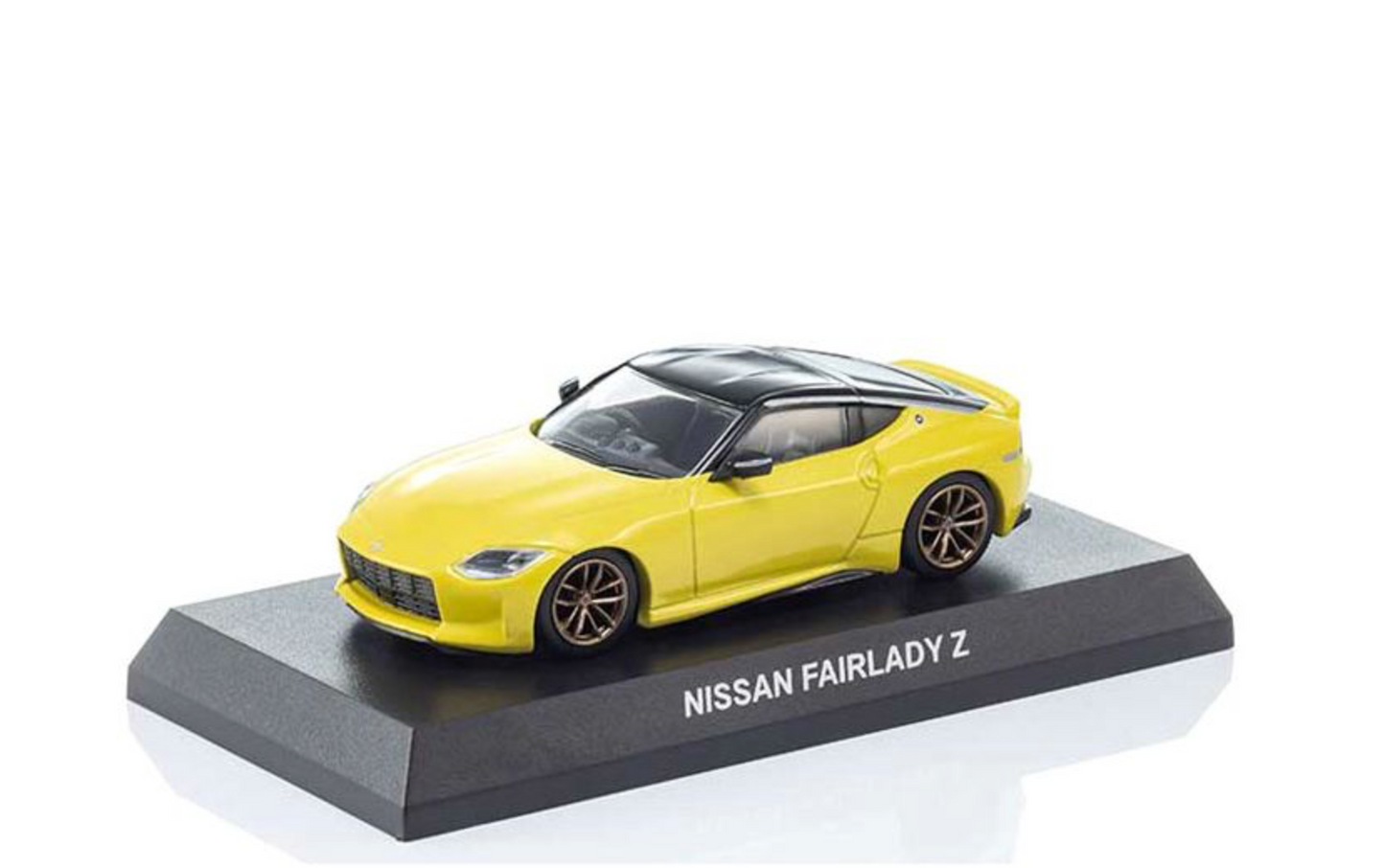 Kyosho 1:64 No.13 NISSAN FAIRLADY Z IKAZUCHI Yellow