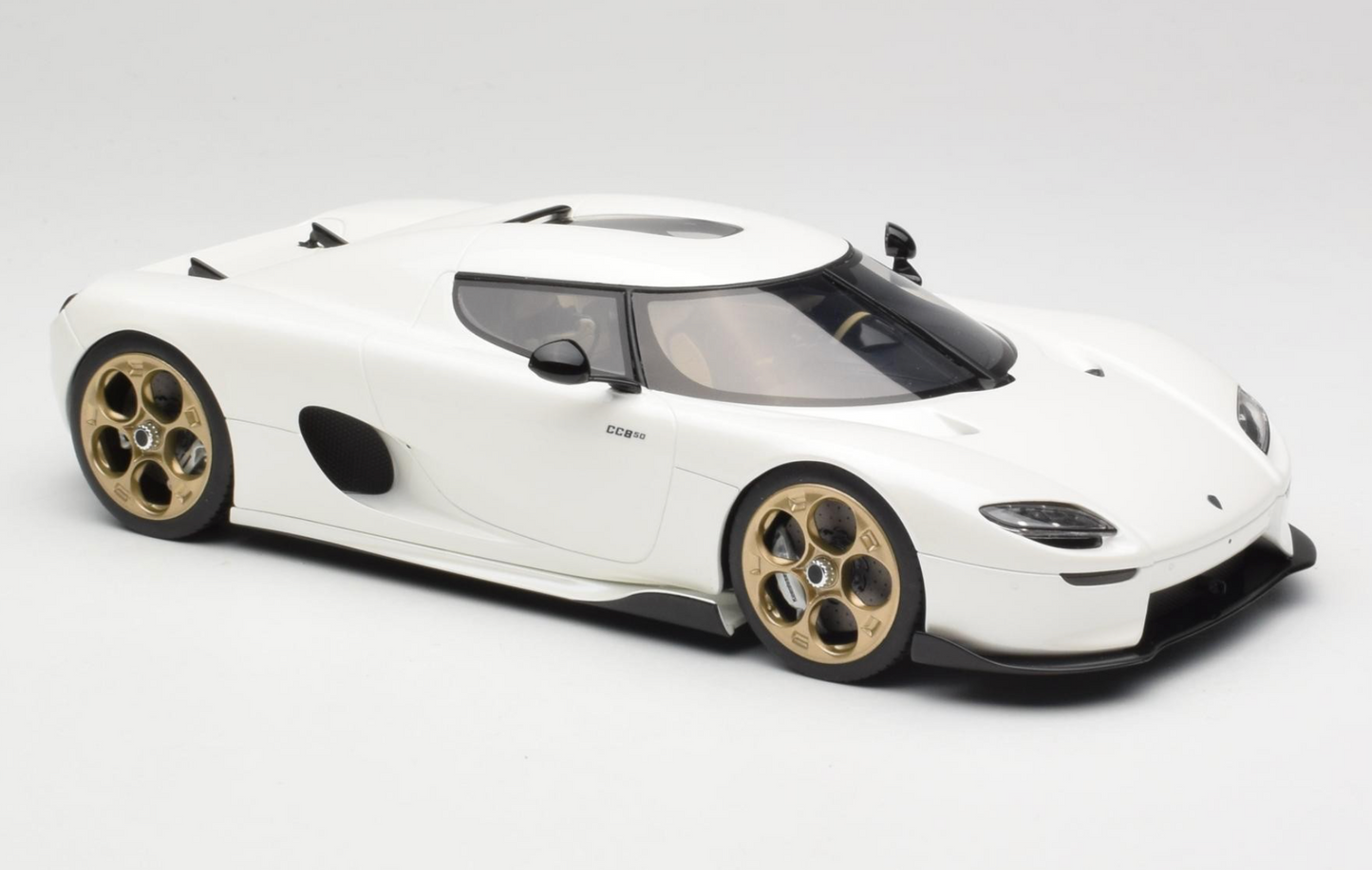GT-Spirit 1:18 Koenigsegg CC 850 2024 Wit Metallic
