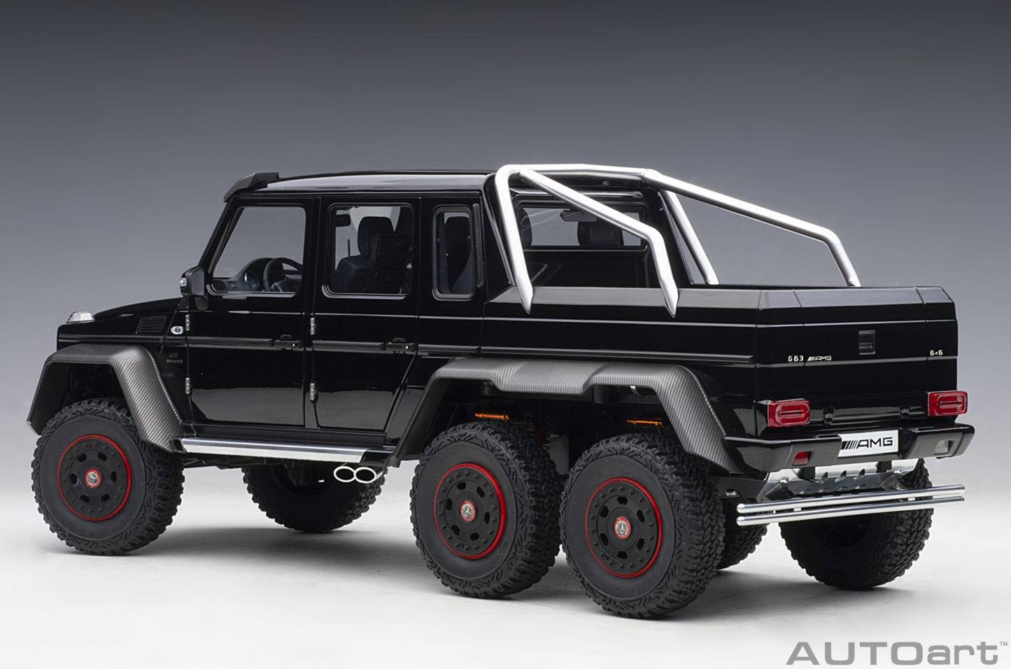 AutoArt 1:18 Mercedes-Benz G63 AMG 6×6 (Black)