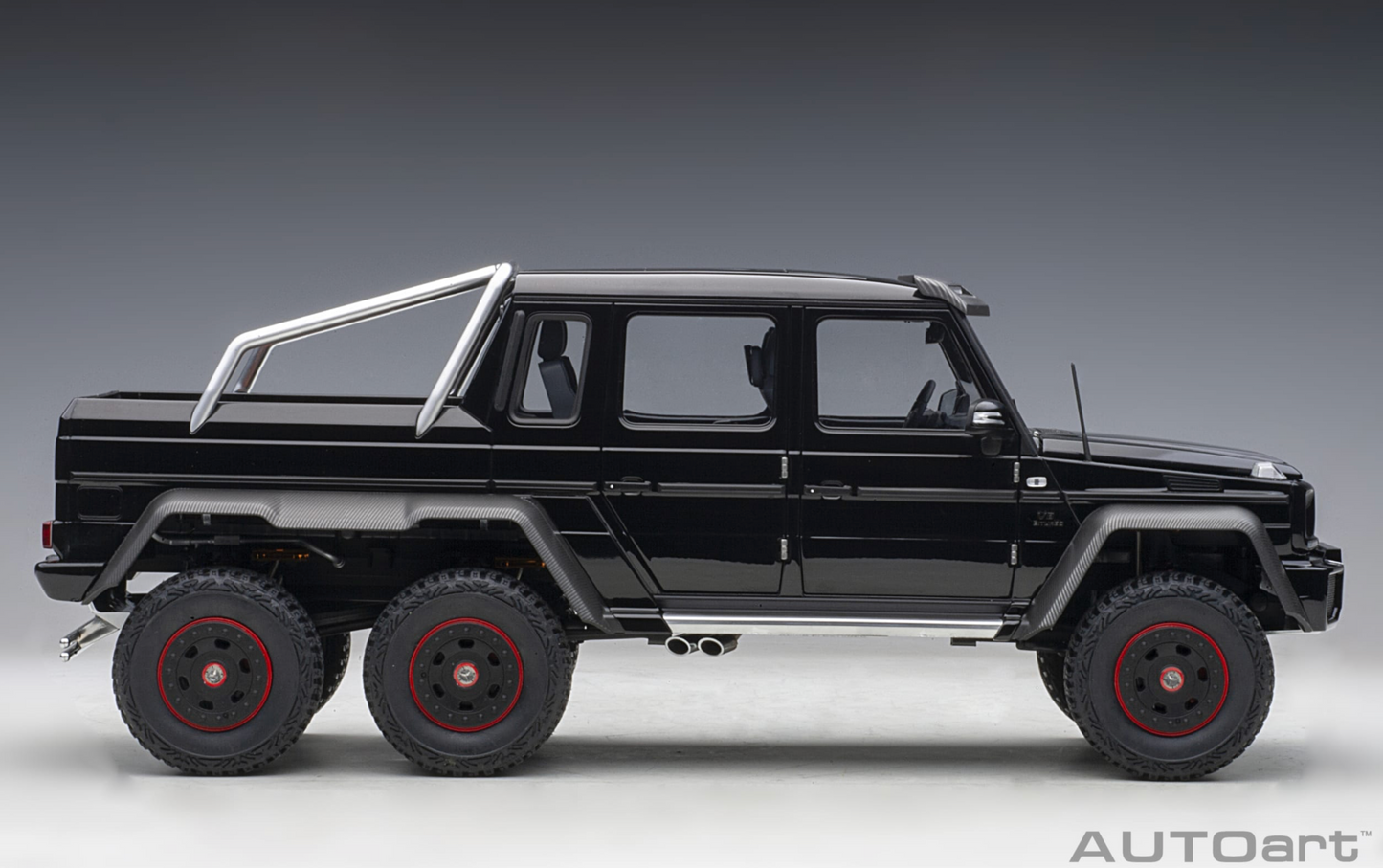 AutoArt 1:18 Mercedes-Benz G63 AMG 6×6 (Black)