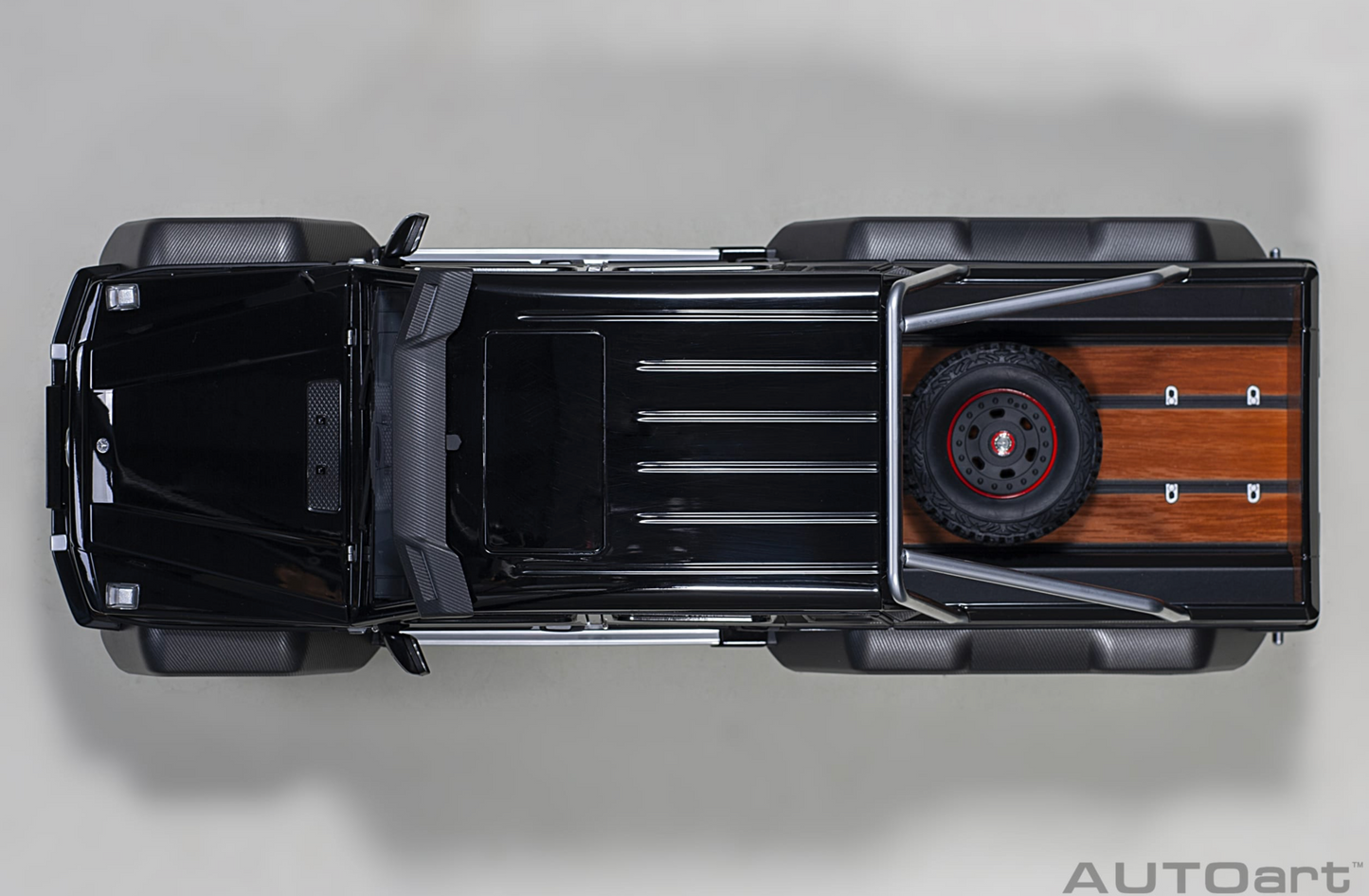 AutoArt 1:18 Mercedes-Benz G63 AMG 6×6 (Black)