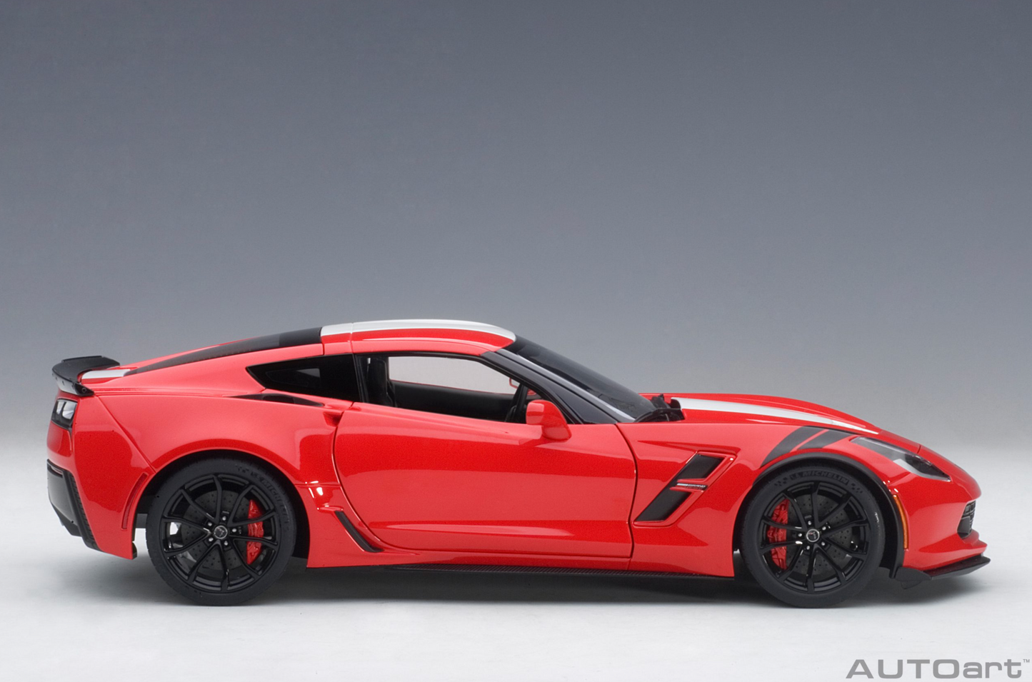 AutoArt 1:18 Chevrolet Corvette C7 Grand Sport (Red)