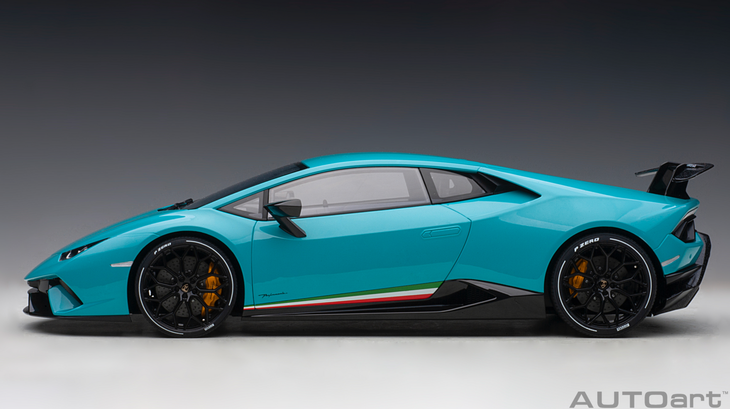 AutoArt 1:12 Lamborghini Huracán Performante (Blu Glauco)
