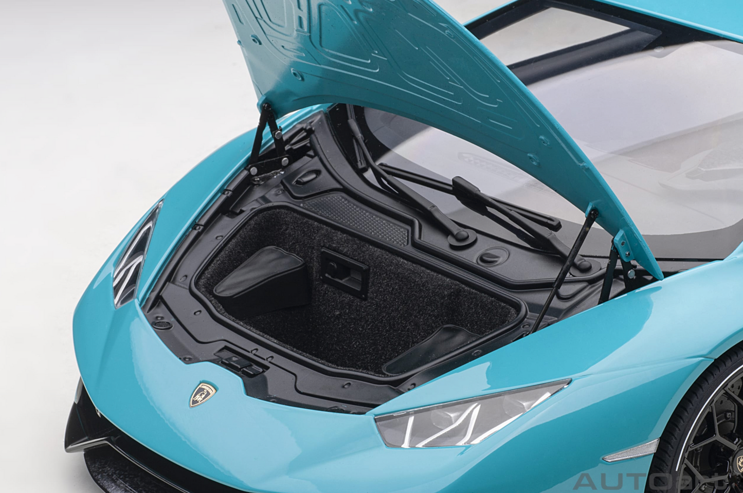 AutoArt 1:12 Lamborghini Huracán Performante (Blu Glauco)