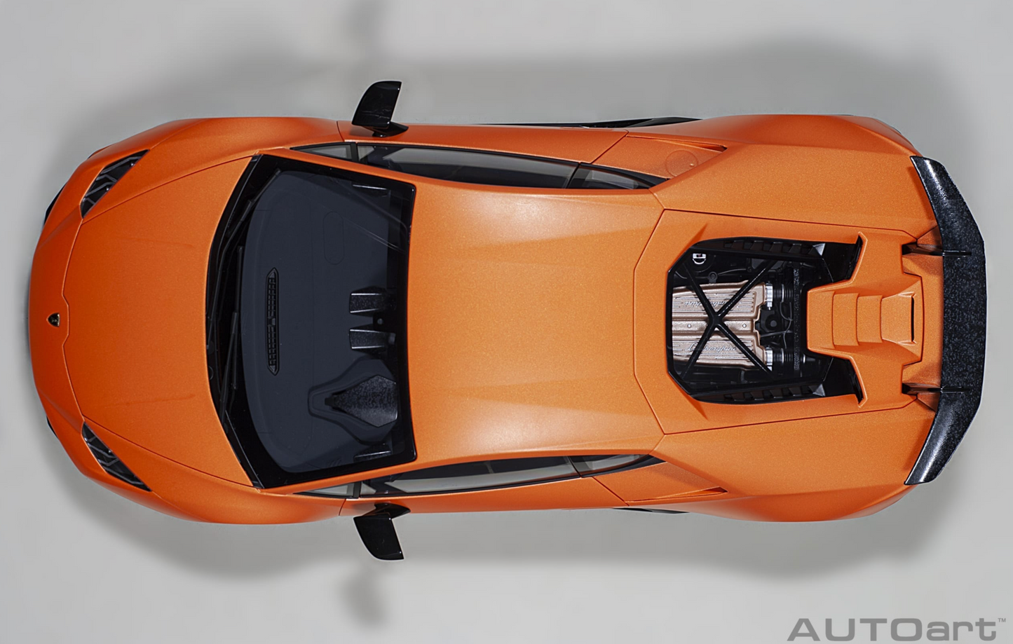 AutoArt 1:12 Lamborghini Huracán Performante (Arancio Anthaeus)