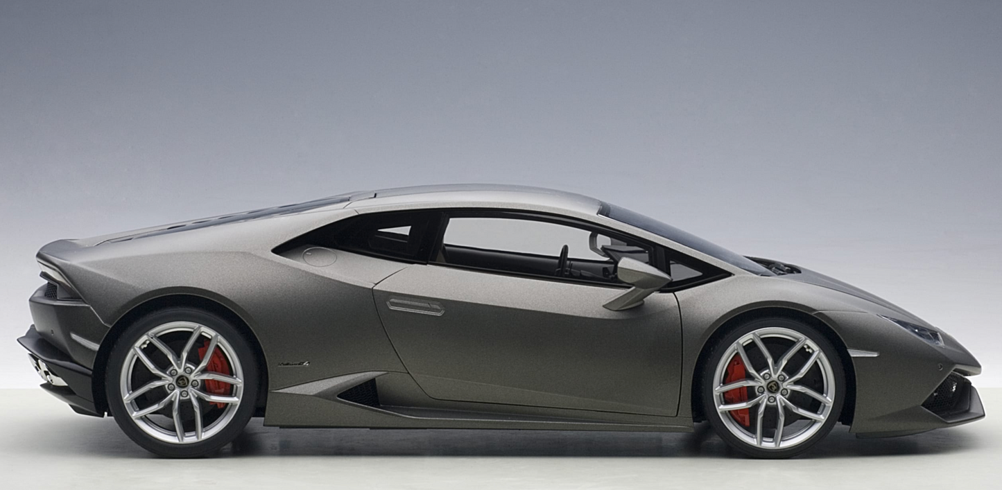 AutoArt 1:12 Lamborghini Huracán LP610-4 (Grigio Titans)
