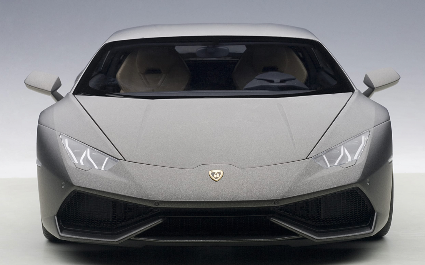 AutoArt 1:12 Lamborghini Huracán LP610-4 (Grigio Titans)