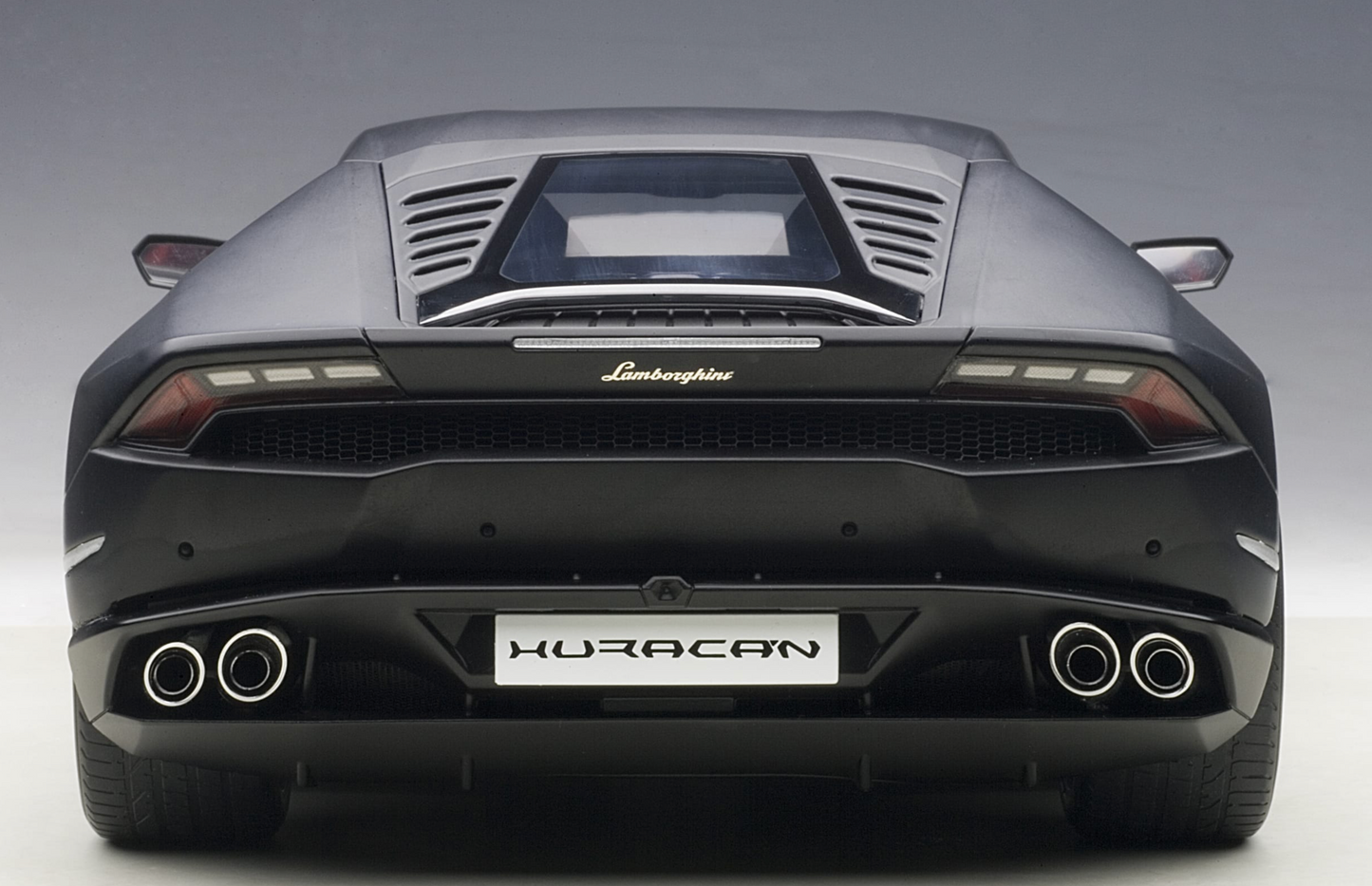 AutoArt 1:12 Lamborghini Huracán LP610-4 (Nero Nemesis)