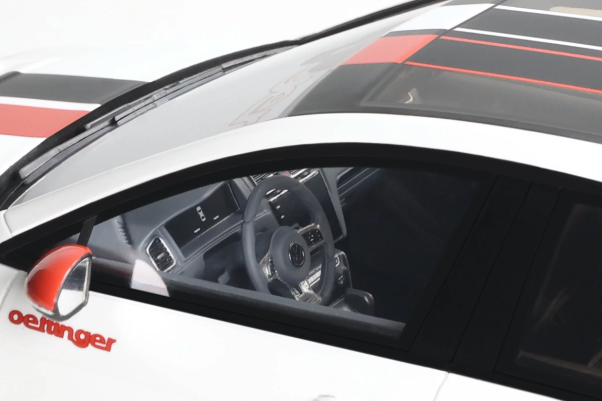 Ottomobile 1:18 Volkswagen Golf VII GTI Oettinger Pure White 2019