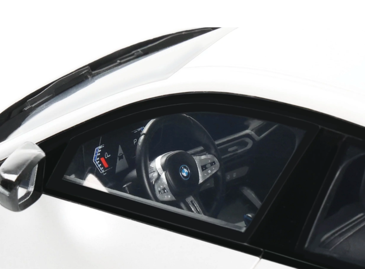 Ottomobile 1:18  BMW i4 M50 Mineral White Metallic C6A 2021