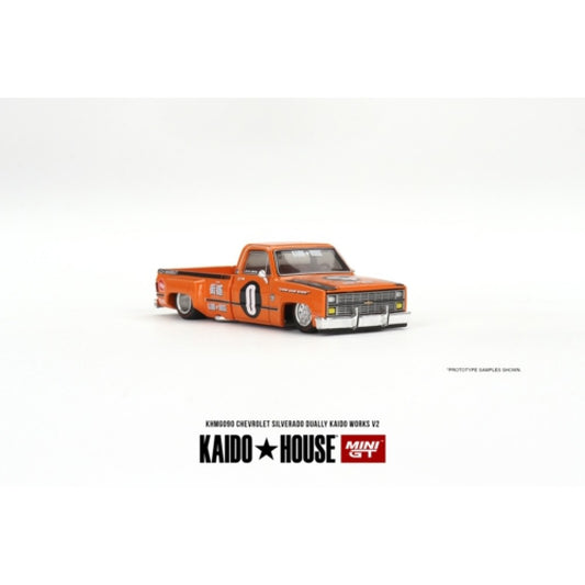 MiniGT - 1/64 CHEVROLET SILVERADO DUALLY KAIDO WORKS V2