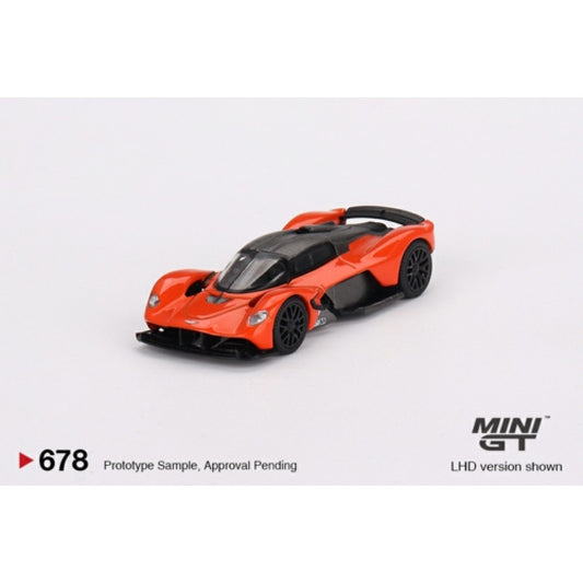 MiniGT - 1/64 ASTON MARTIN VALKYRIE MAXIMUM ORANGE (LHD)