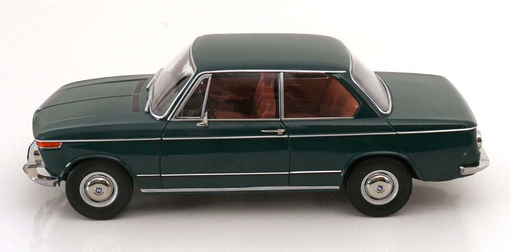 KK-Scale 1:12 - BMW 1802 1.Series 1967 Groen