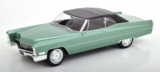 KK-Scale 1:18 - Cadillac DeVille Convertible Softtop  1967 Limited Edition 500 pcs. Lichtgroen Metallic