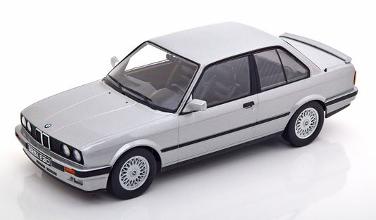 KK-Scale 1:18 - BMW 325i E30 M-Paket 1 1987 Zilver