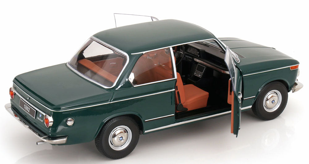 KK-Scale 1:12 - BMW 1802 1.Series 1967 Groen