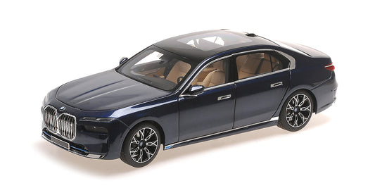 Minichamps 1:18 - BMW i7  2022  BLUE METALLIC