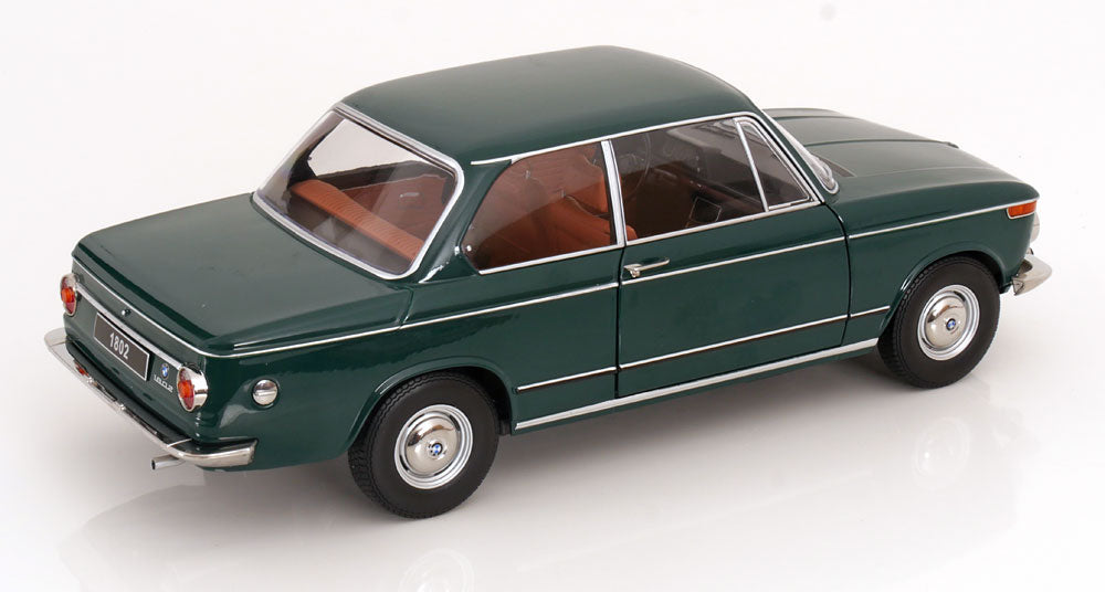 KK-Scale 1:12 - BMW 1802 1.Series 1967 Groen