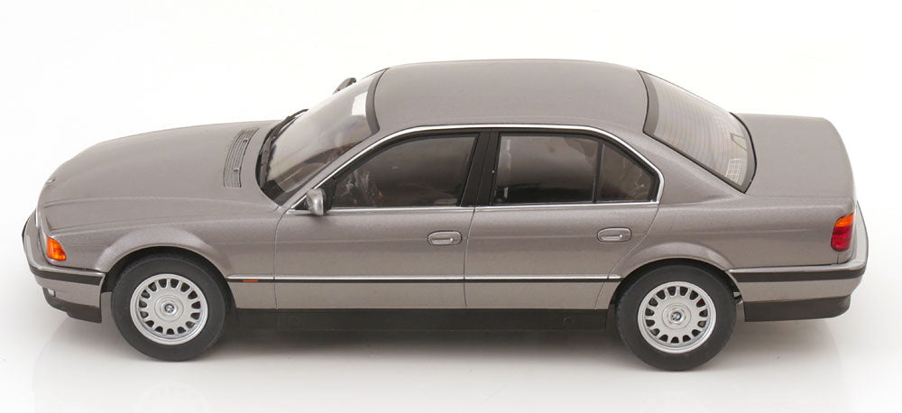 KK-Scale 1:18 - BMW 740i E38 1.Serie 1994