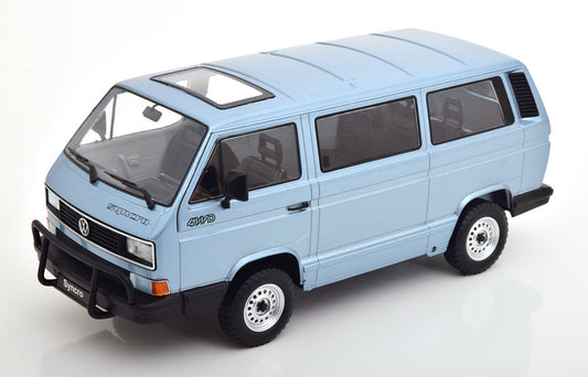 KK-Scale 1:18 - VW T3 Bus Syncro  1987 Lichtblauw Metallic