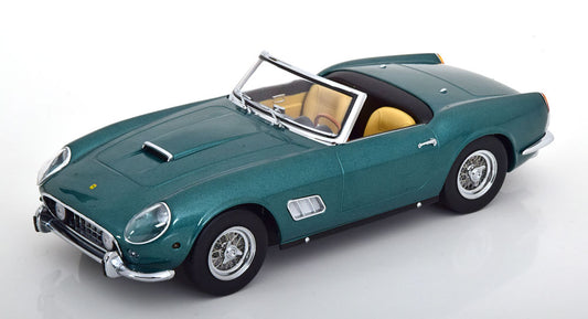 KK-Scale 1:18 - Ferrari 250 GT California Spyder European Version 960 Groen Metallic / Zilver
