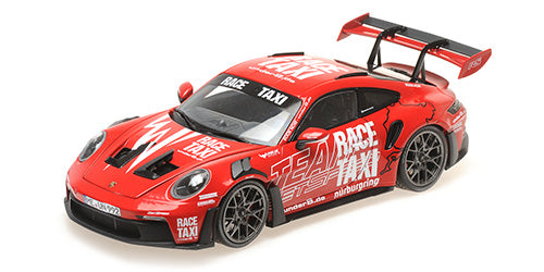 Minichamps 1:18 - PORSCHE 911 (992) GT3RS  2024  RED  GETSPEED RACE TAXI