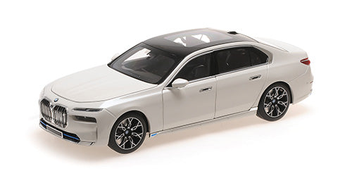 Minichamps 1:18 - BMW i7  2022  WHITE METALLIC