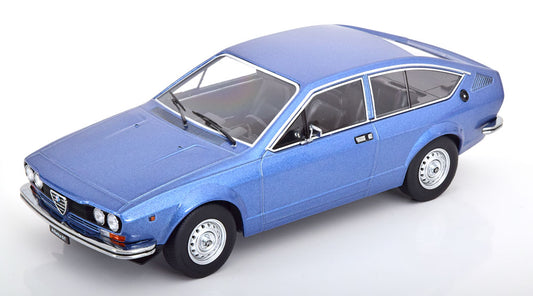 KK-Scale 1:18 - Alfa Romeo Alfetta GT 1.6 1976 Blauw Metallic